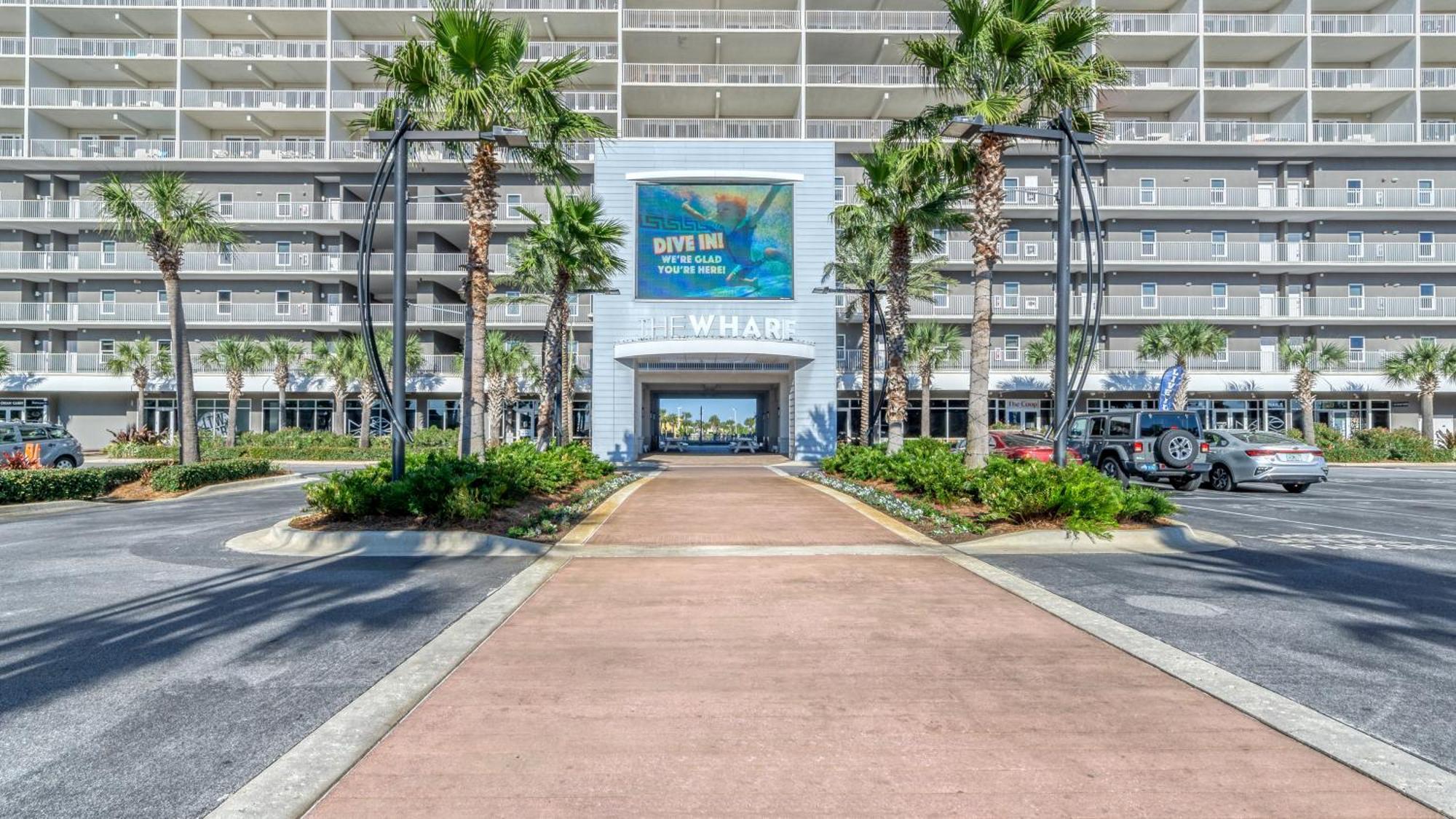 Coast Is Clear At Laketown Wharf #1225 By Nautical Holiday home *