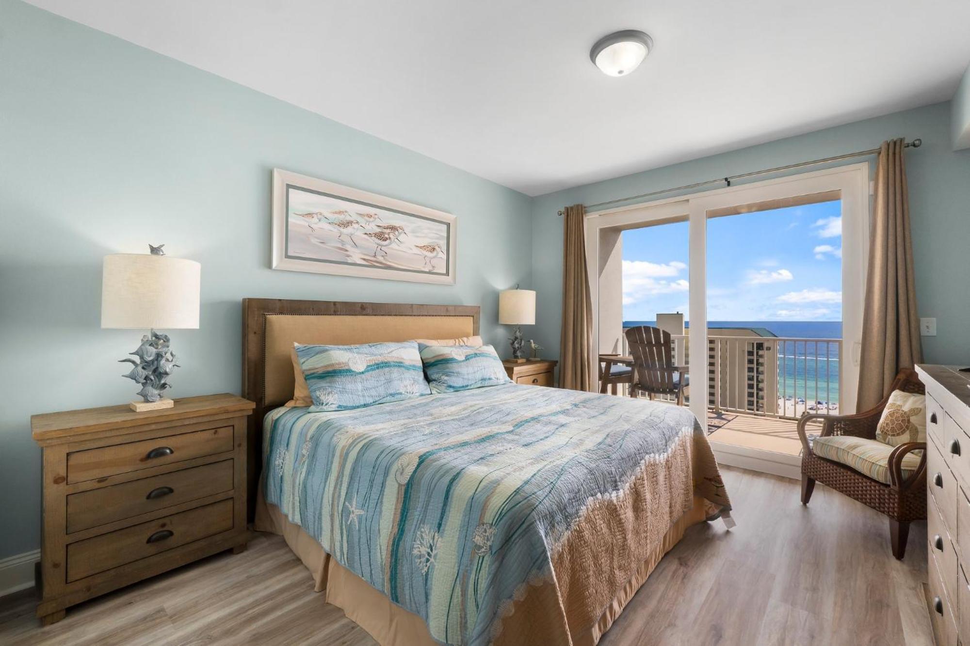 Coast Is Clear At Laketown Wharf #1225 By Nautical Holiday home Panama City Beach